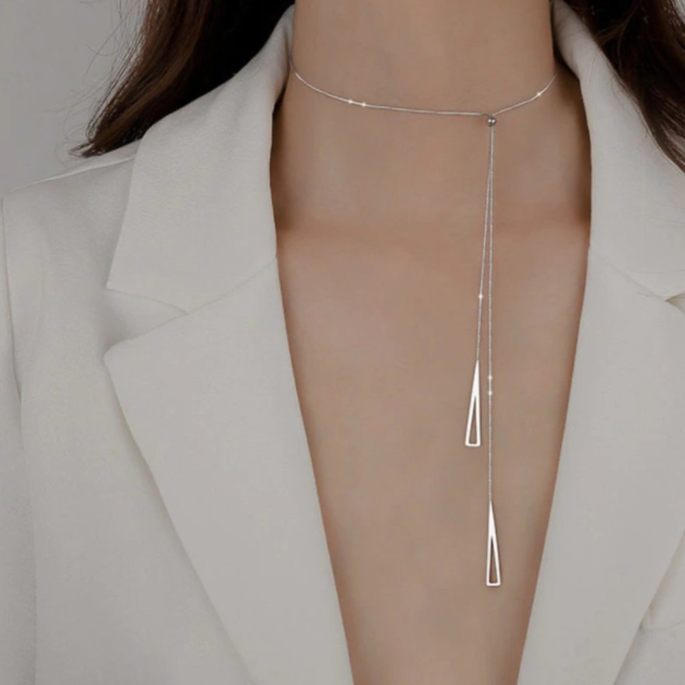 NEW Silver Hollow Triangle Necklace - Picture 5 of 5